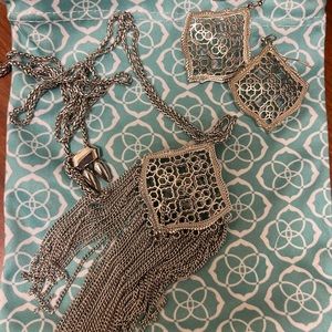 Kendra Scott silver necklace and earrings like new